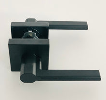 Load image into Gallery viewer, L4 - Vienna Matte Black PASSAGE Handle
