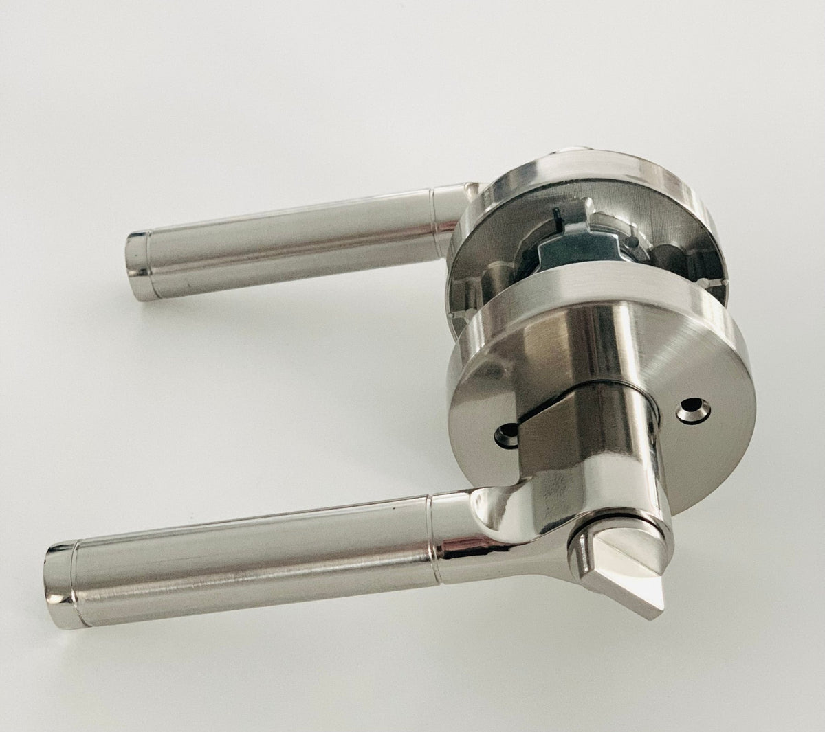 L3- Montana Entrance lever - Just Doors QLD